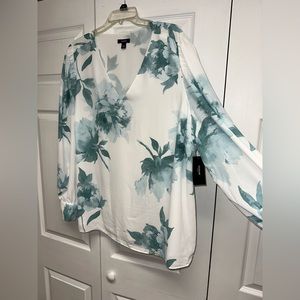 Alfani-shirt, w/mint green large flowers.